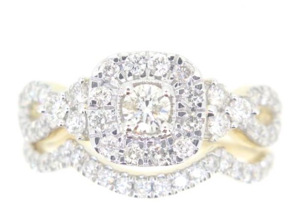 1.0TCW Diamond Halo Infinity Shank & Scalloped Band 2 PCE Engagement Set 14KT