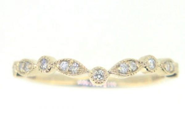 .10TCW/13 Diamond Vintage Design Chevron Stacking Band 10KT/2MM