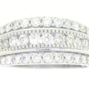 1.00TCW Diamond 3 Row Graduated Right Hand Band 10KT WG