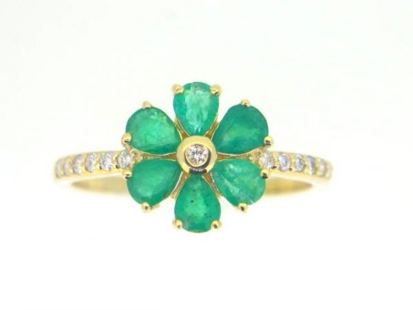 Genuine Emerald Pear Shape x6 & .15TCW SI GH Diamonds Ladies Flower Ring 14KT