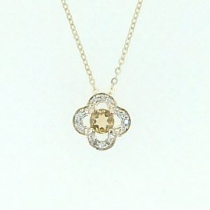 Gen. Citrine 4mm & .06tcw Diamonds Ladies Clover Pendant with 18" Chain 10KT
