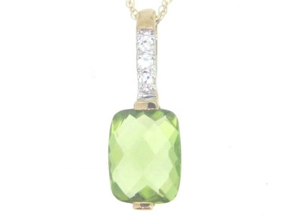 Genuine Peridot 8X6 & .05TCW Diamond Pendant with Chain 10KT   **CLEARANCE-FINAL SALE**