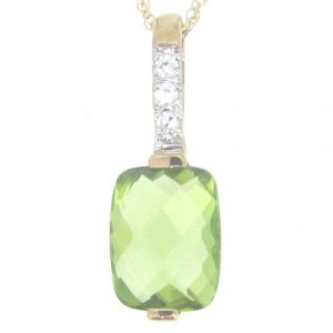 Genuine Peridot 8X6 & .05TCW Diamond Pendant with Chain 10KT   **CLEARANCE-FINAL SALE**