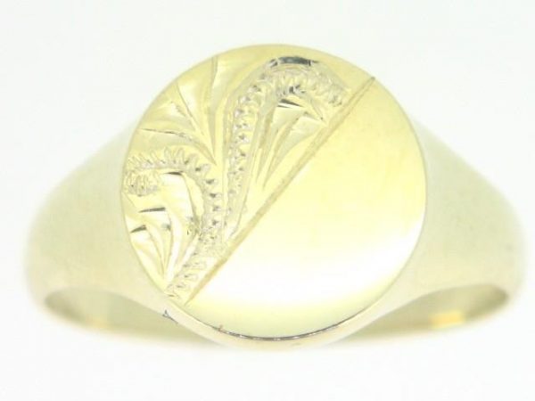 Hand Engraved Round Signet Gents Ring 10KT  *Engravable  *CLEARANCE-FINAL SALE*