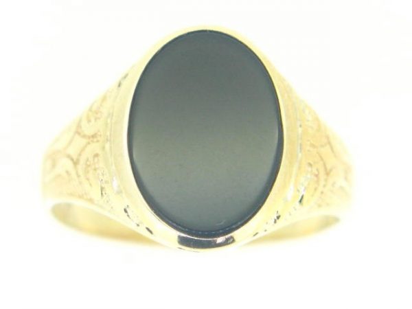 Black Onyx Oval 16X10 with Engraved Design on Shoulders Gents Ring 10KT