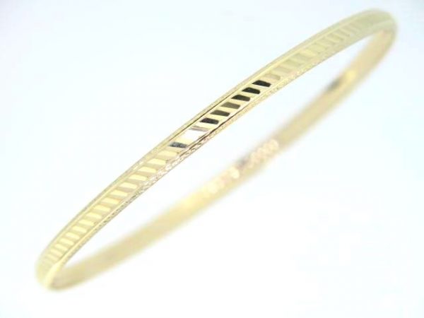 3.8MM D.Cut Bombay Bangle Bracelet 10KT/68MM